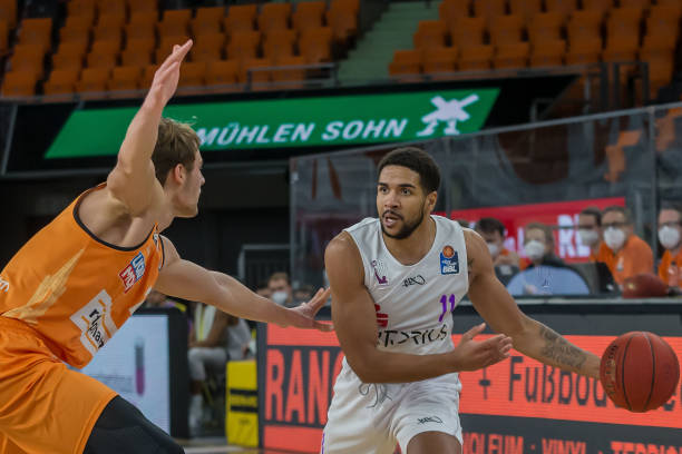 已不如巅峰 已不如巅峰