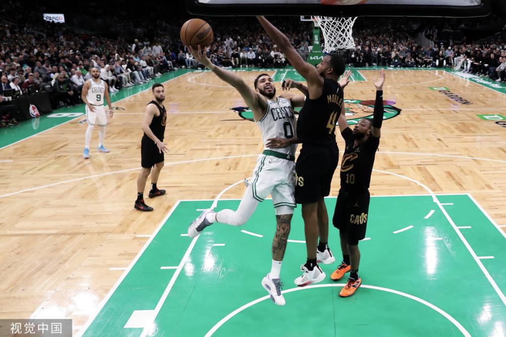 上再创佳绩 上再创佳绩